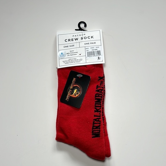 ⭐️NWT-PacSun Red Casual Crew Socks with Gold Logo - Picture 1 of 7